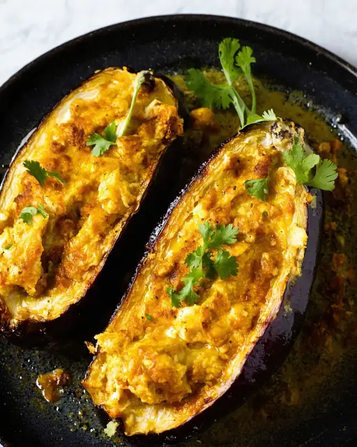 Berenjenas Rellenas Keto con Queso Paneer y Especias (Air Fryer)