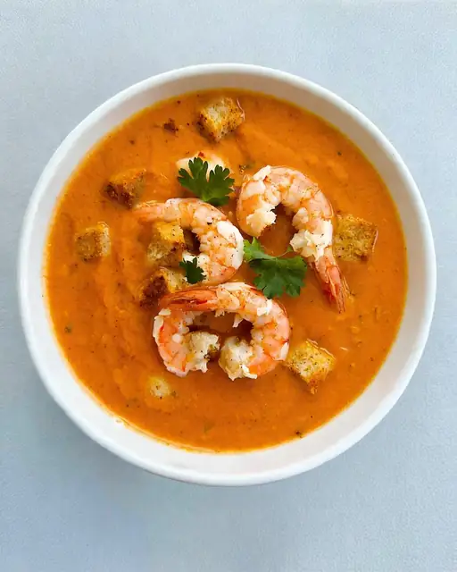 Crema de Langostinos y Tomate