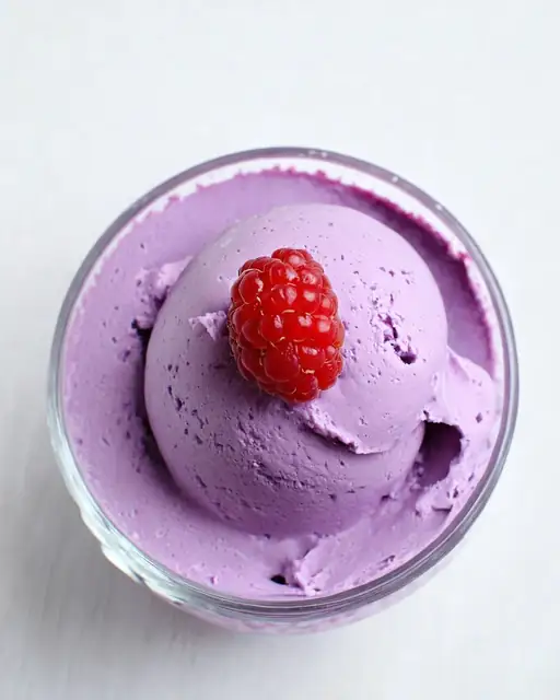 Frozen proteico de yogur Griego con frambuesas