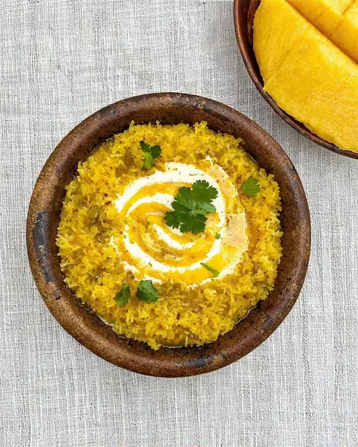 Kitchari: Guiso Tradicional de Lentejas y Arroz