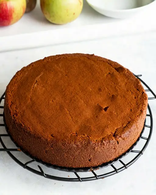 Tarta Express de Manzana y Cacao: Sin Harina y con 4 Ingredientes